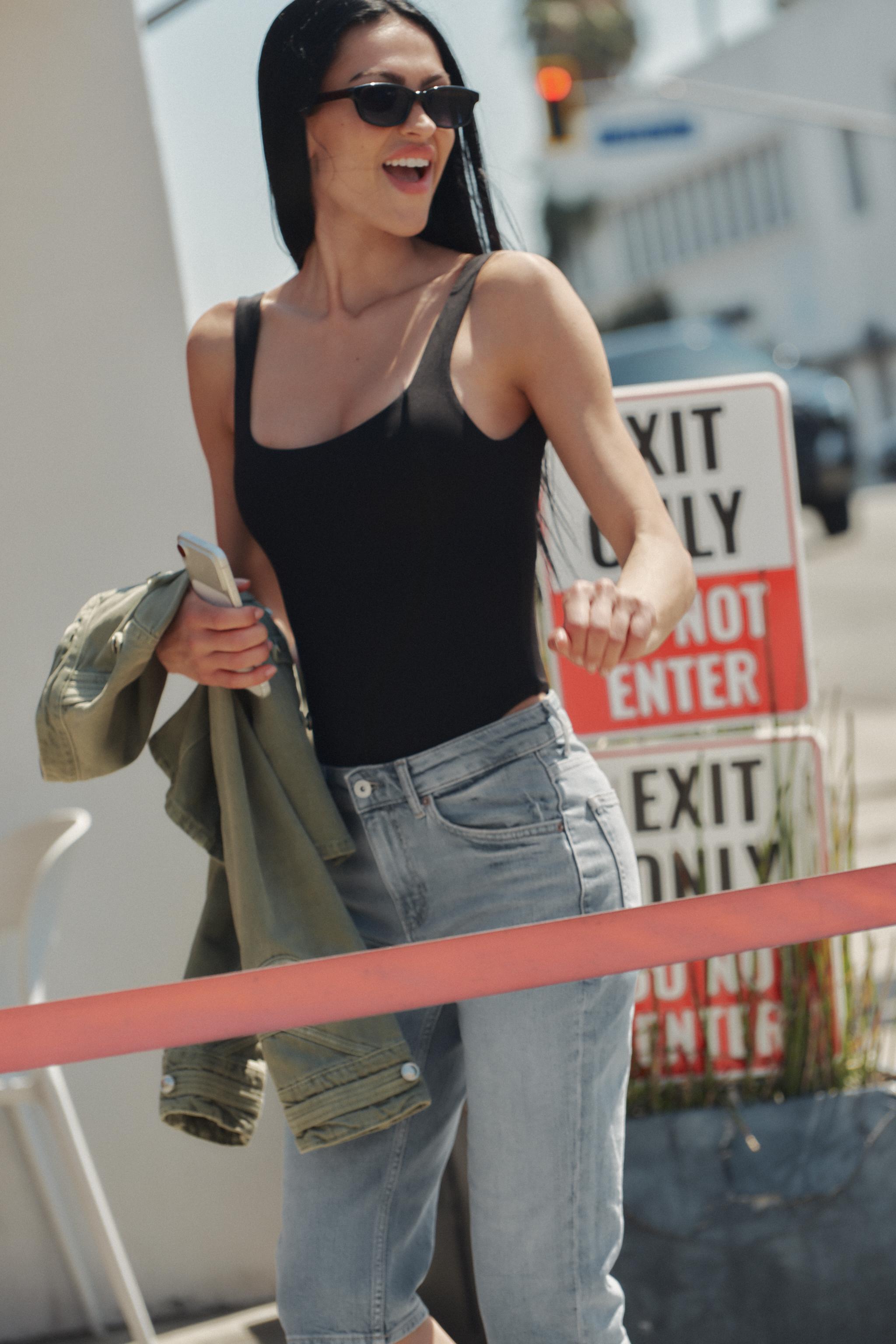 SQUARE NECK STRETCH BODYSUIT